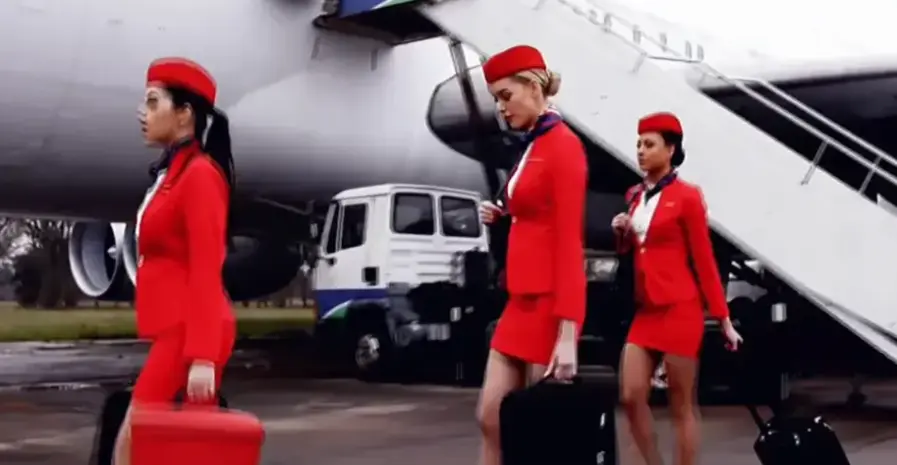 法国空姐2018完整版高清中字电影在线观看-机舱是封闭的但故事精彩-720P免费资源获取-法国空姐全集播放